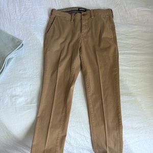 Men’s Khaki pants/ skinny fit